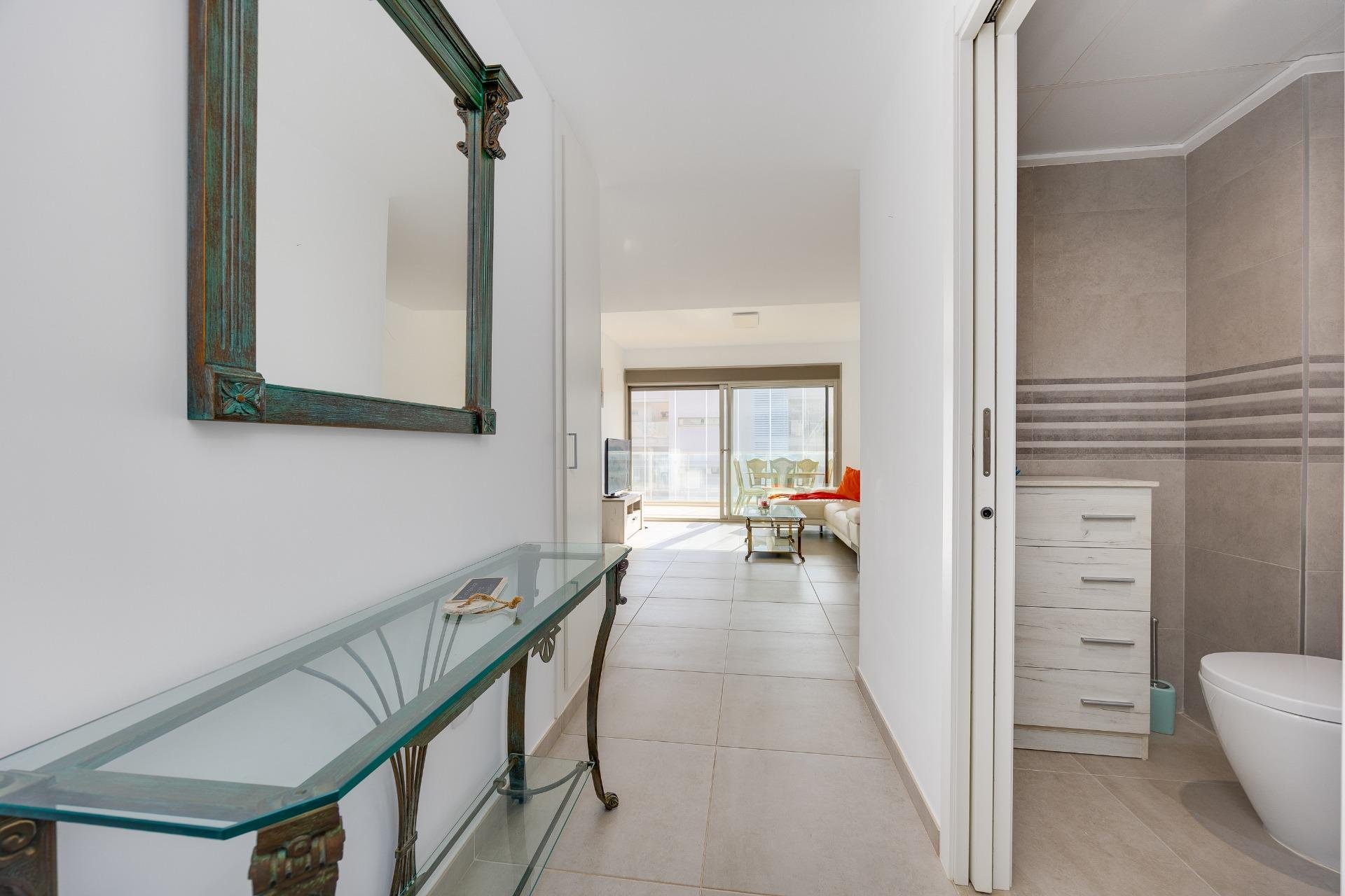Resale - Apartment -
Orihuela Costa - Los Dolses