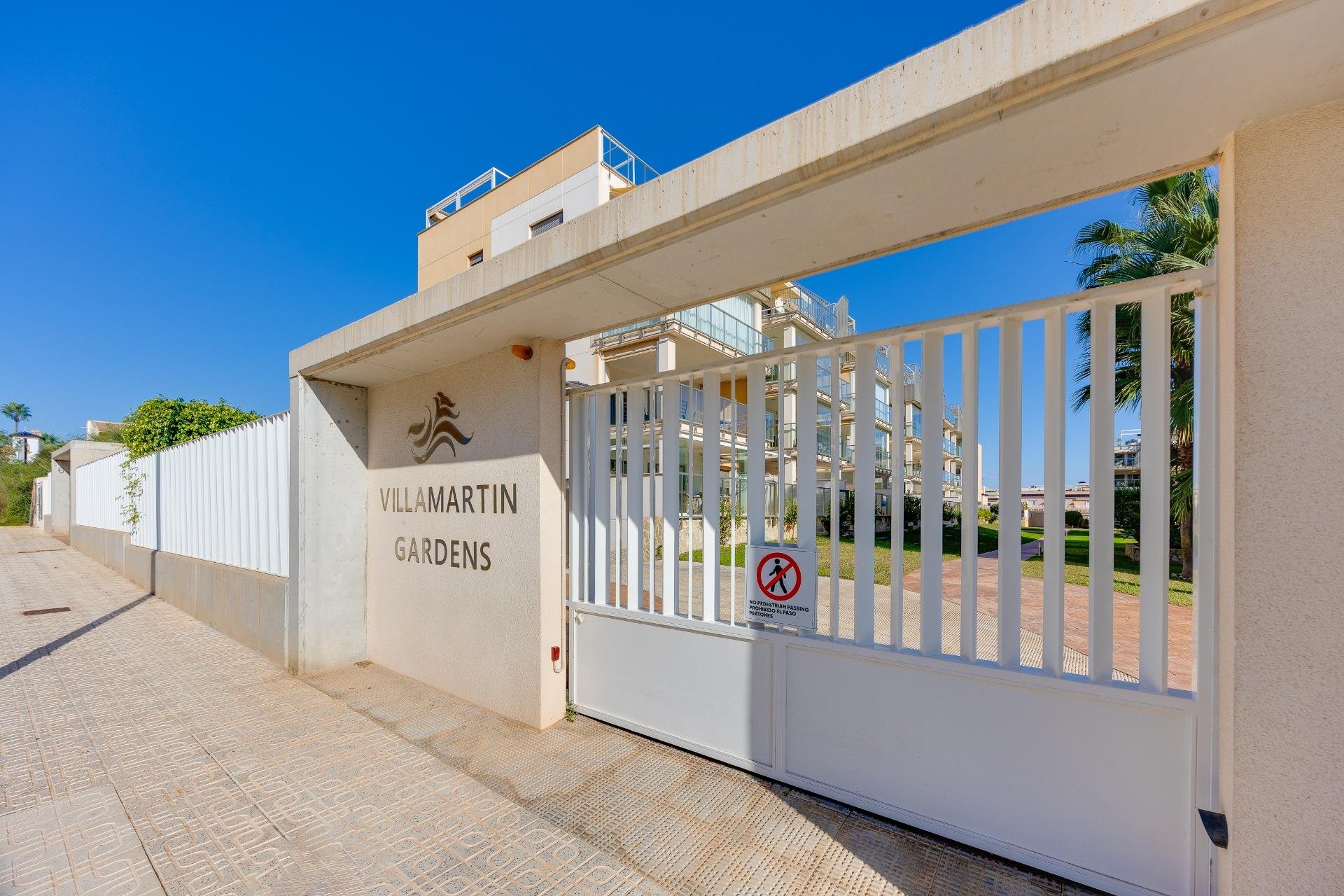 Resale - Apartment -
Orihuela Costa - Los Dolses
