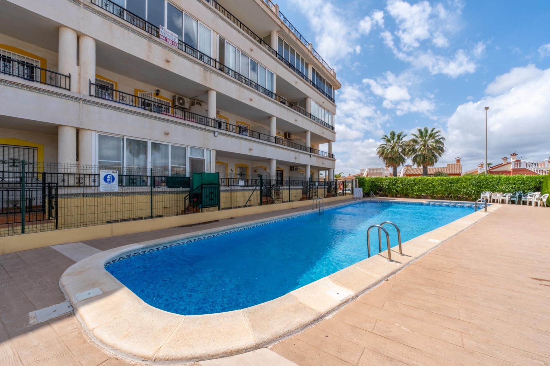 Resale - Apartment -
Orihuela Costa - Playa Flamenca