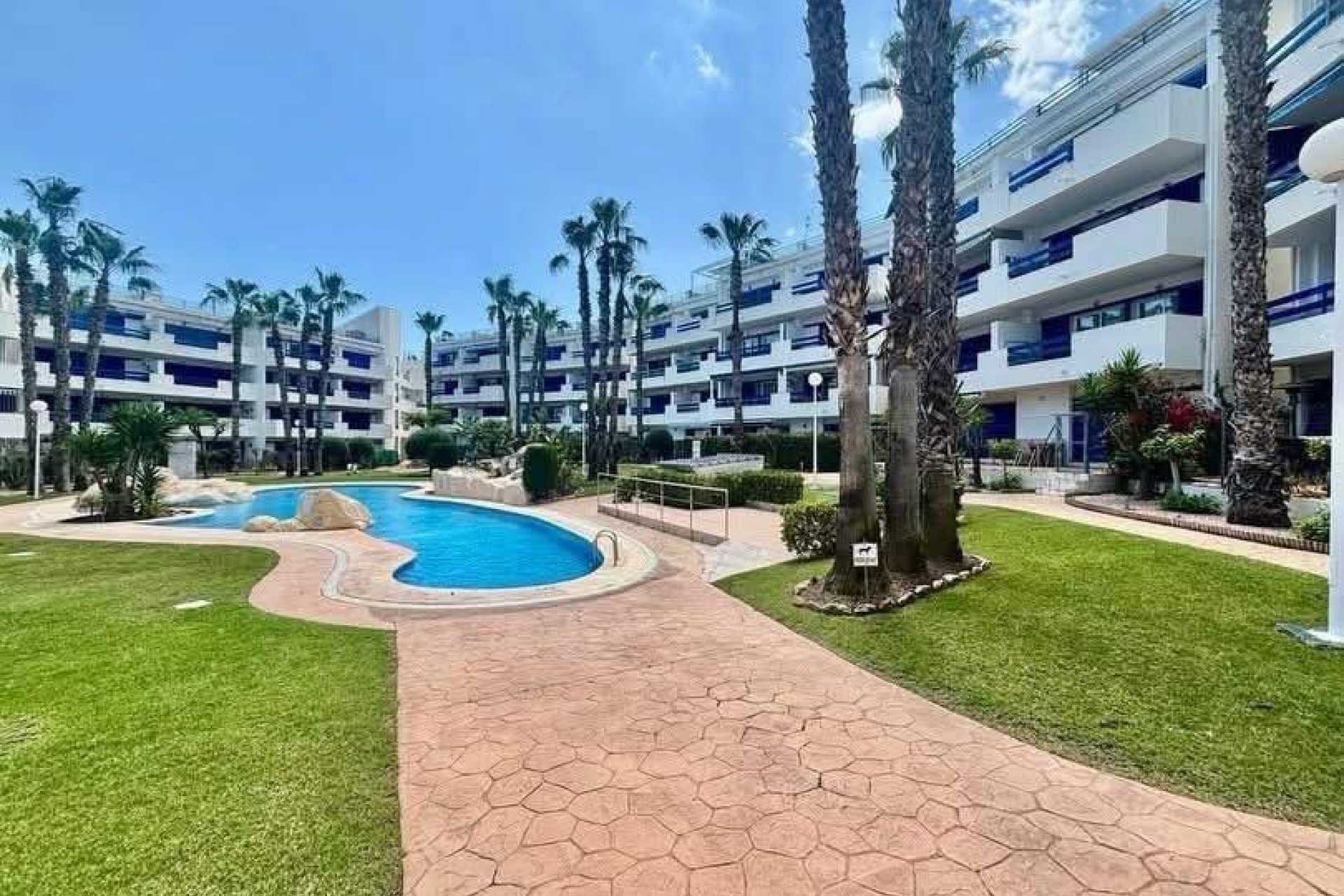 Resale - Apartment -
Orihuela Costa - Playa Flamenca