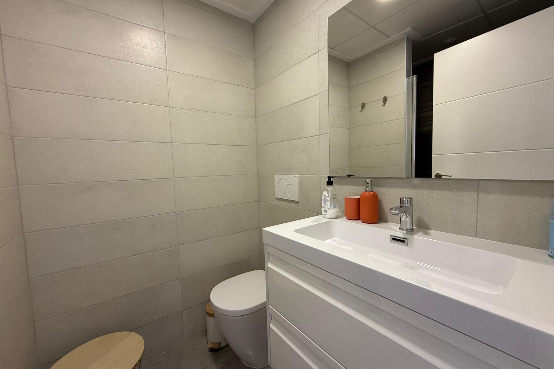 Resale - Apartment -
Orihuela Costa - Villamartín-Las Filipinas