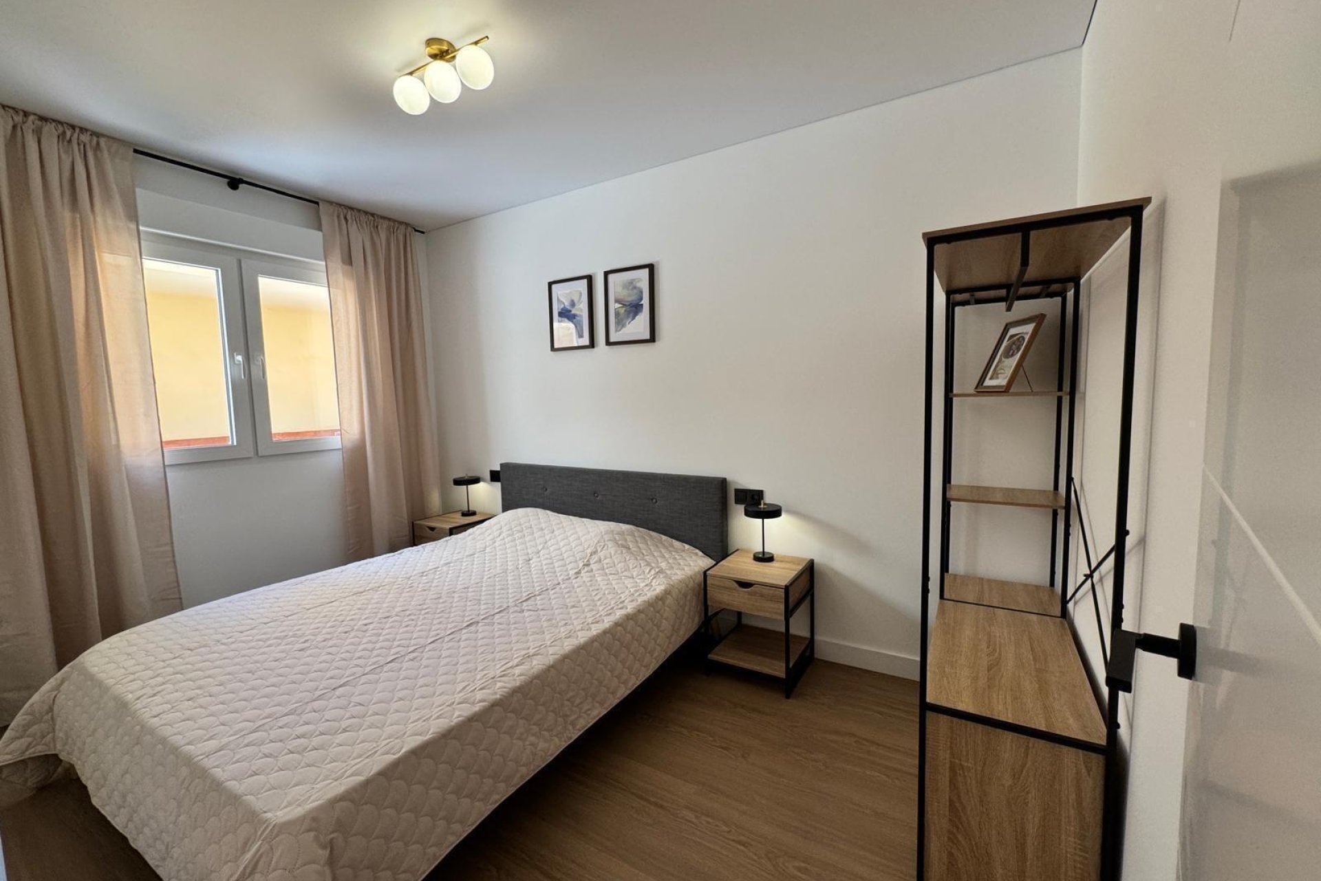 Resale - Apartment -
Pilar de la Horadada - Torre de la Horadada