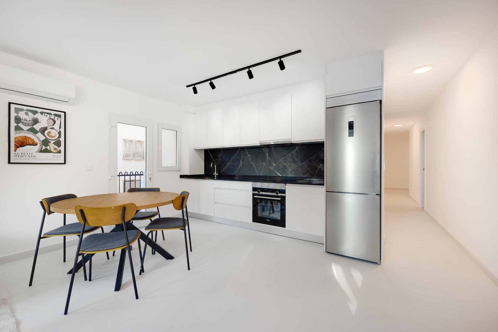 Resale - Apartment -
Torrevieja - Acequion