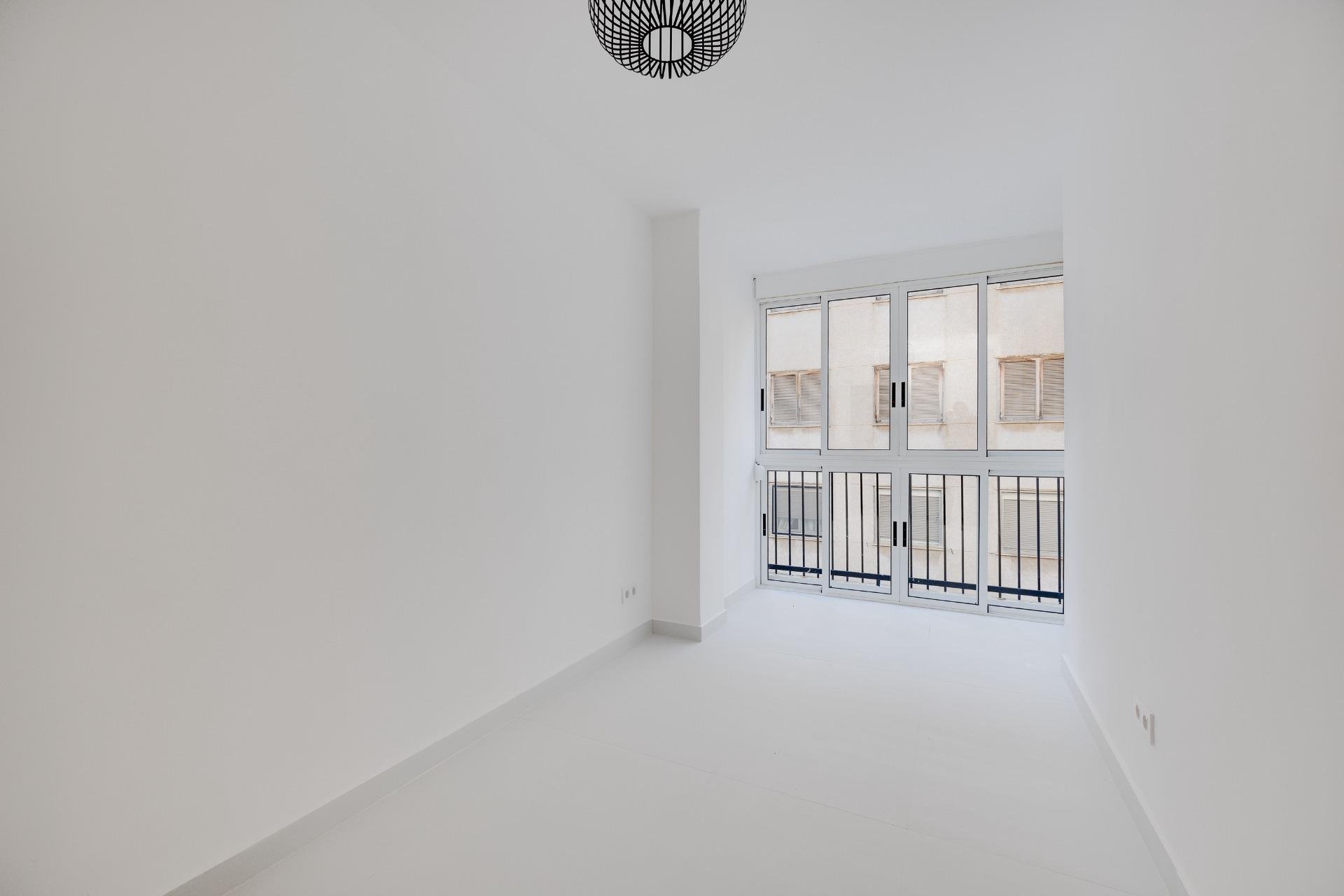 Resale - Apartment -
Torrevieja - Acequion