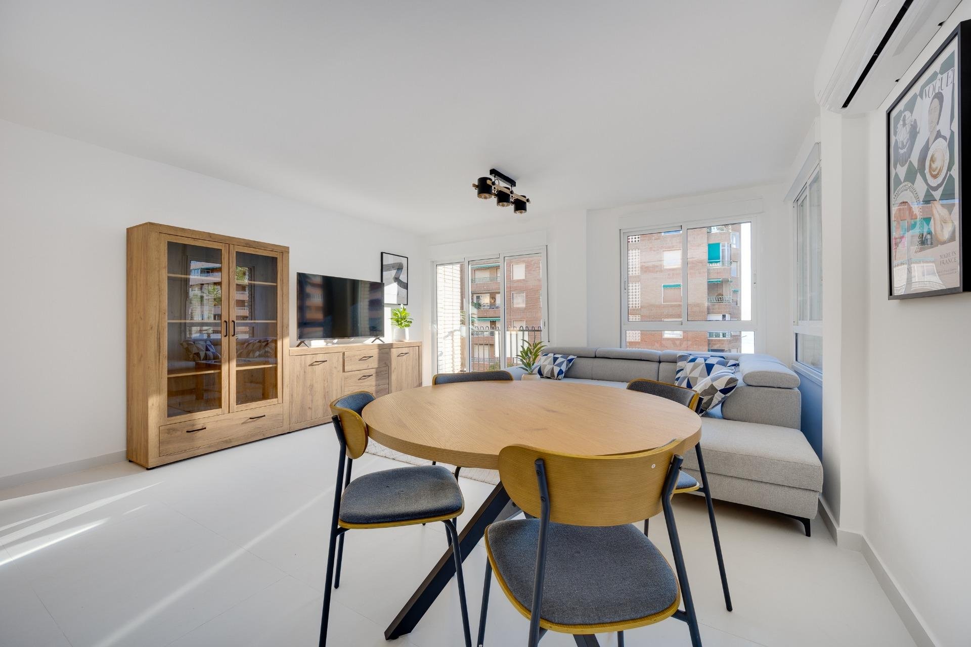 Resale - Apartment -
Torrevieja - Acequion