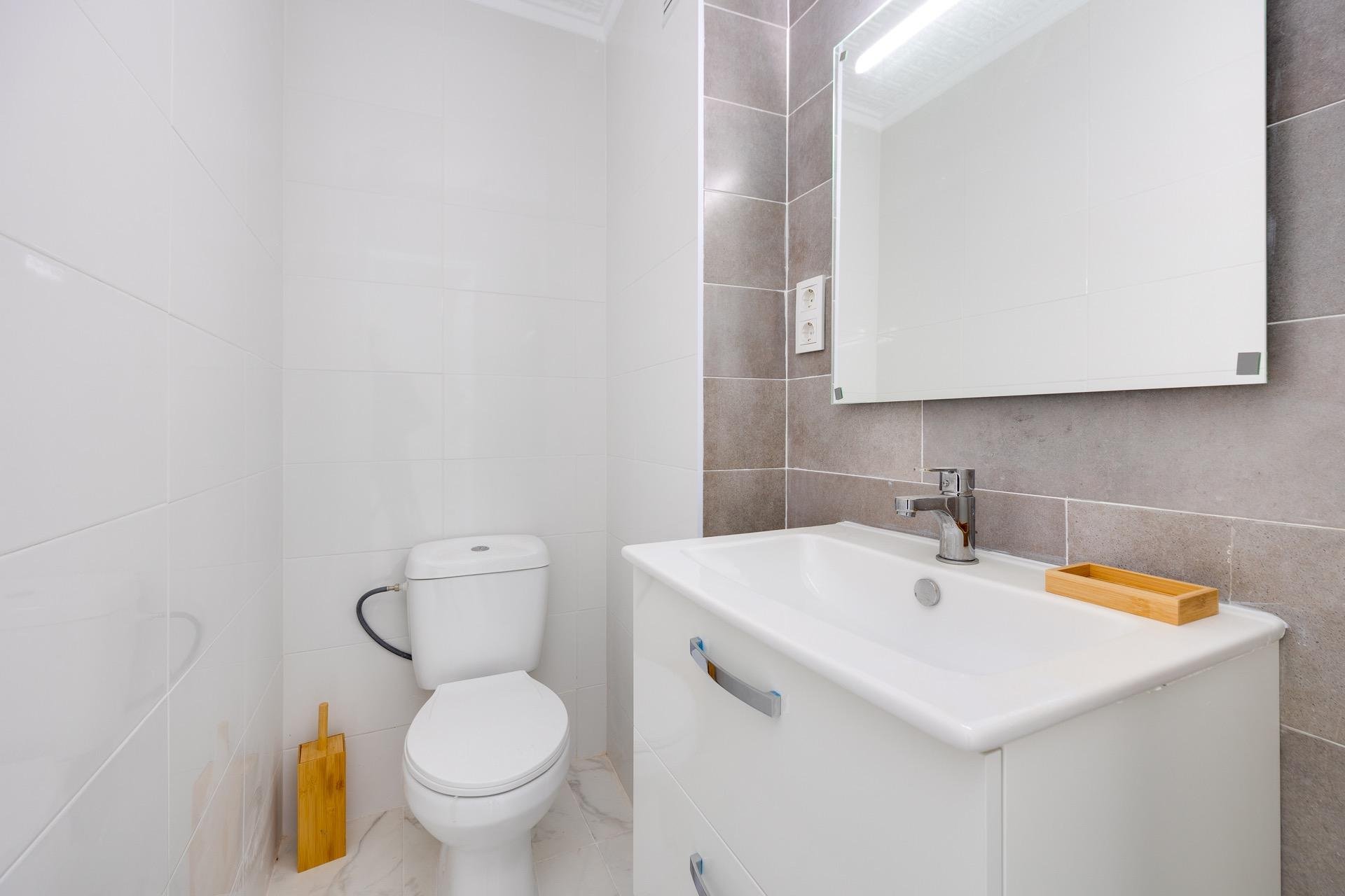 Resale - Apartment -
Torrevieja - Acequion