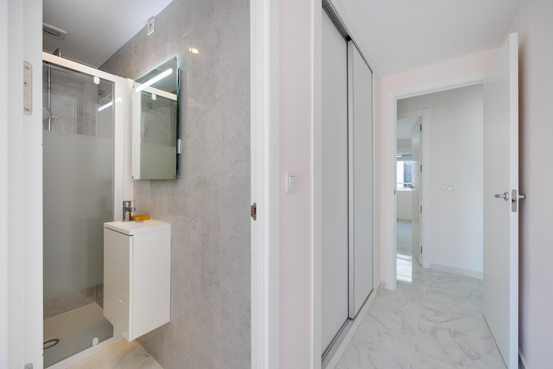 Resale - Apartment -
Torrevieja - Acequion