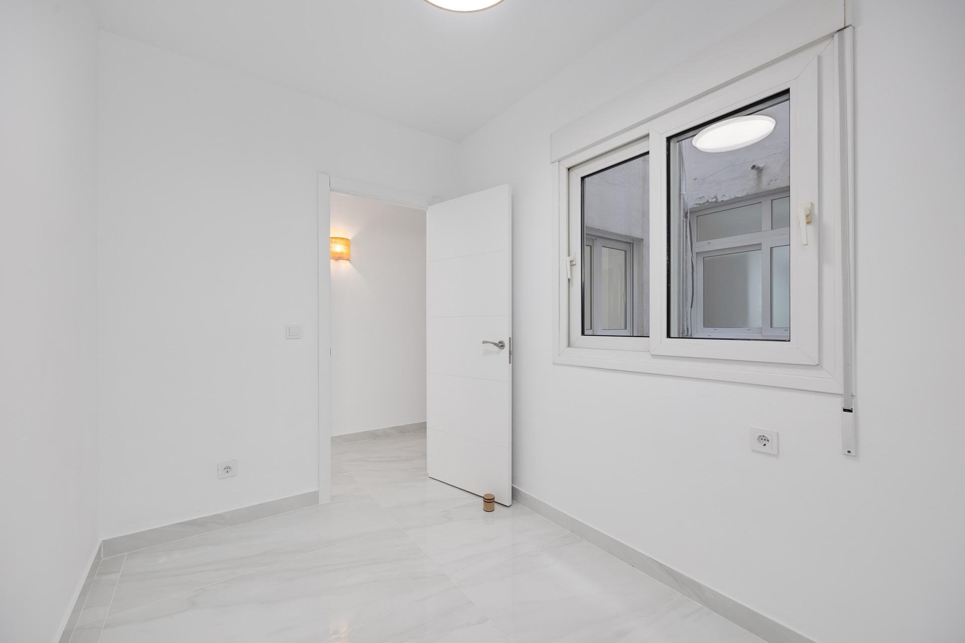 Resale - Apartment -
Torrevieja - Acequion