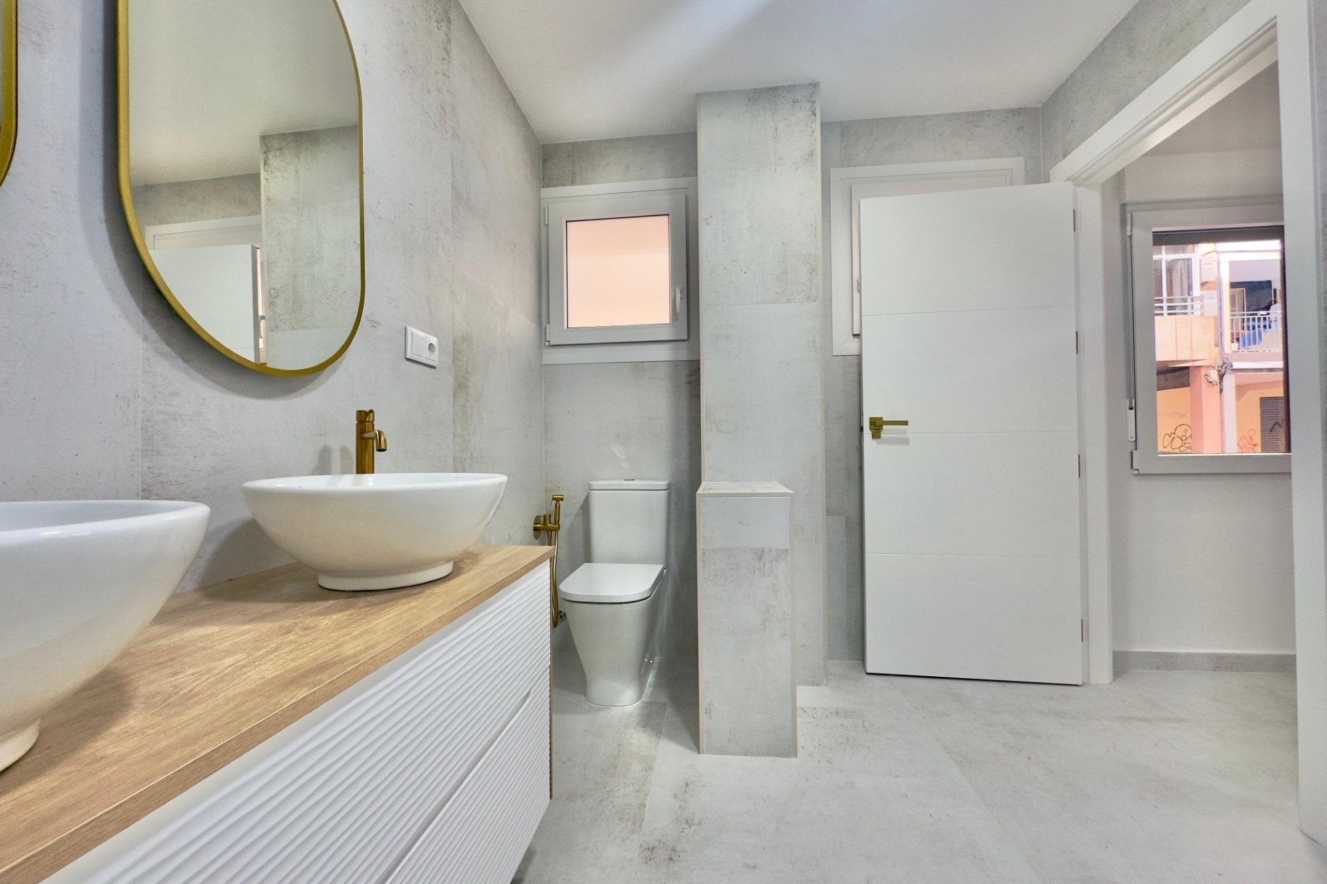 Resale - Apartment -
Torrevieja - Acequion