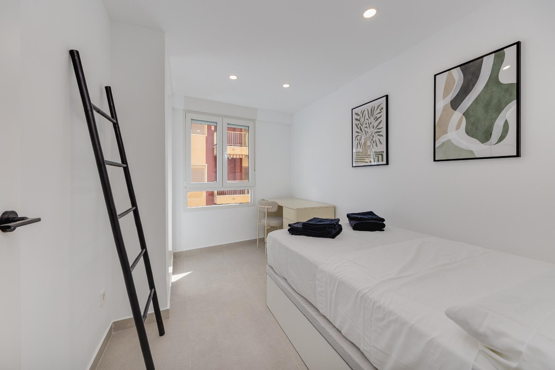 Resale - Apartment -
Torrevieja - Acequion