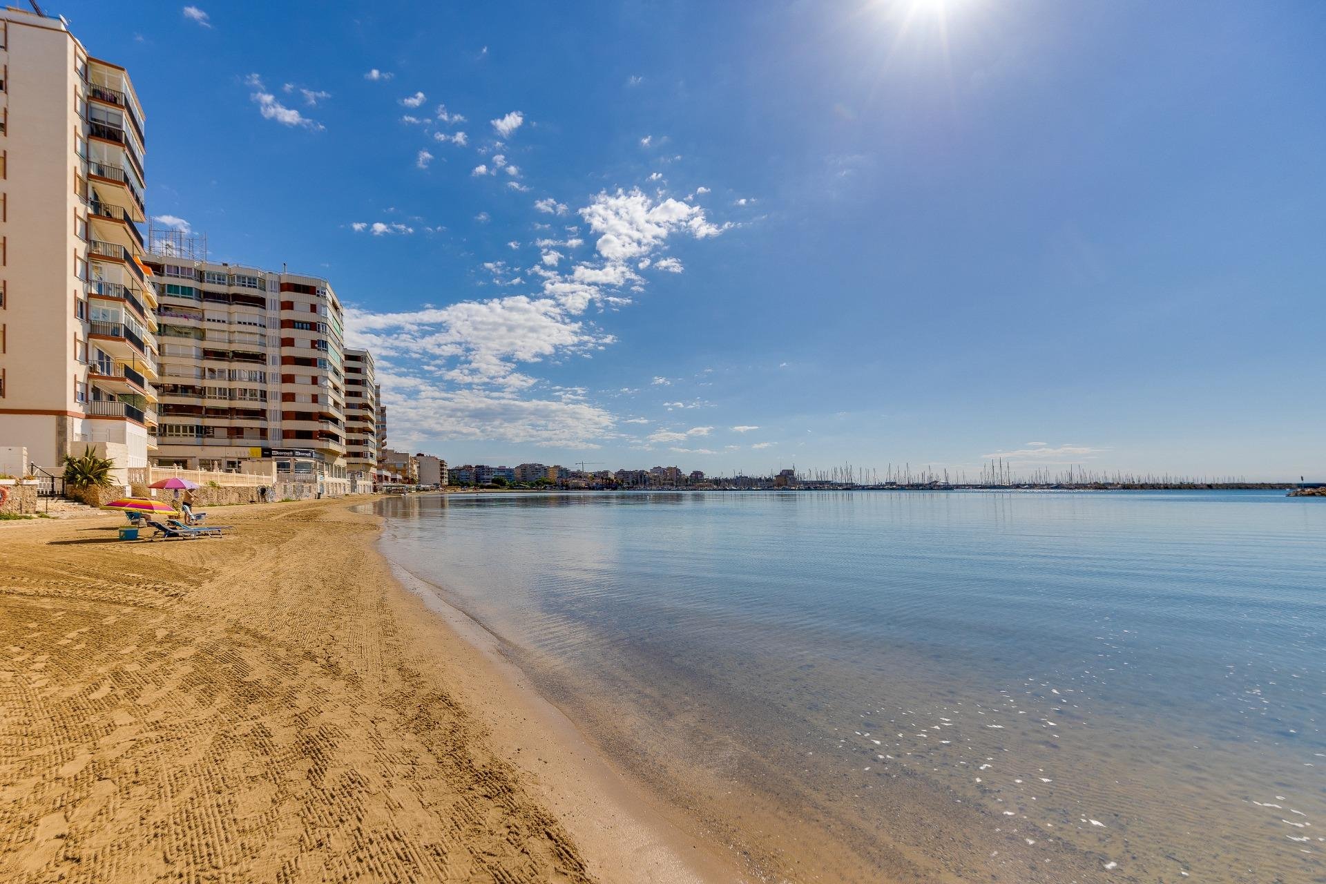 Resale - Apartment -
Torrevieja - Acequion