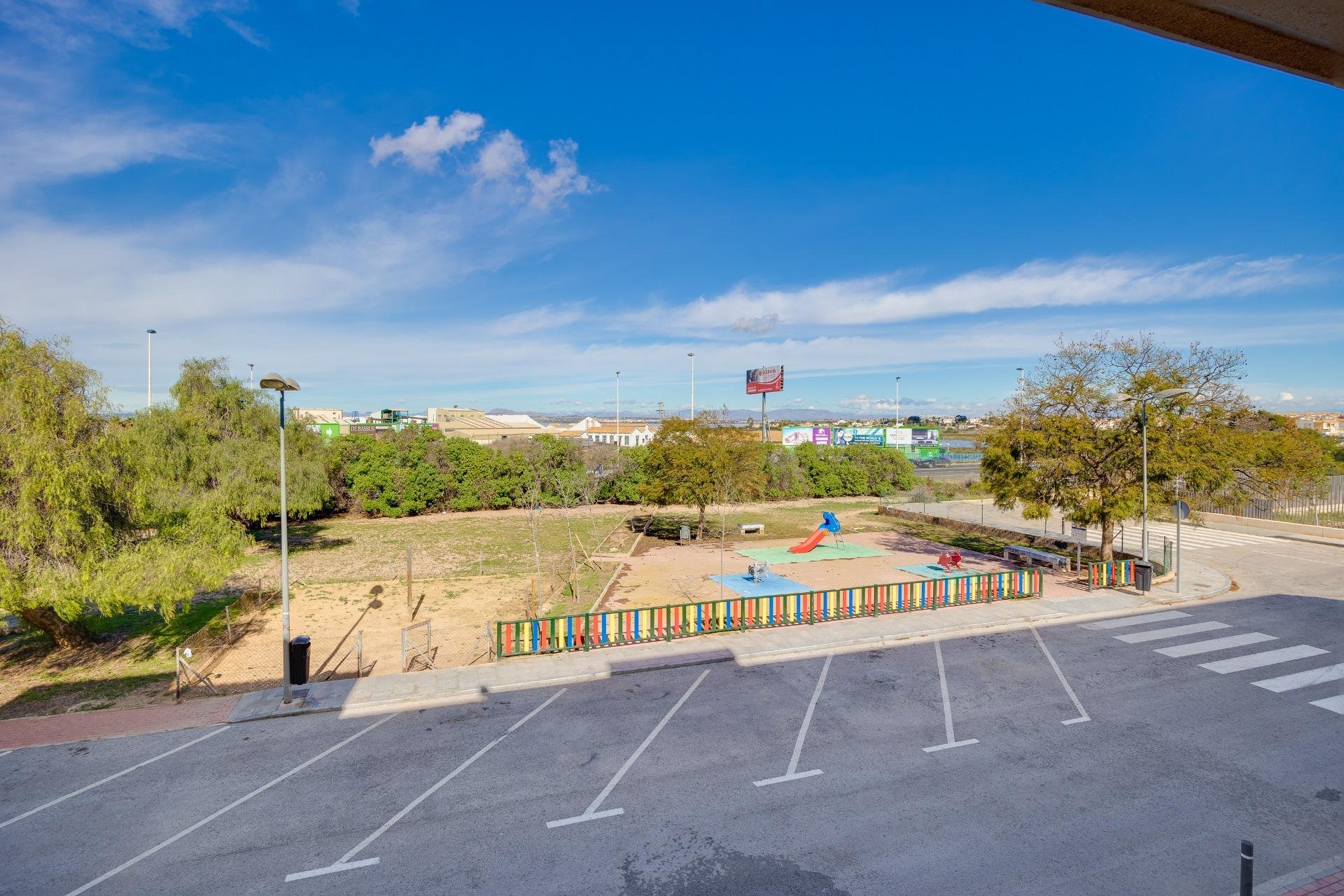 Resale - Apartment -
Torrevieja - Acequion
