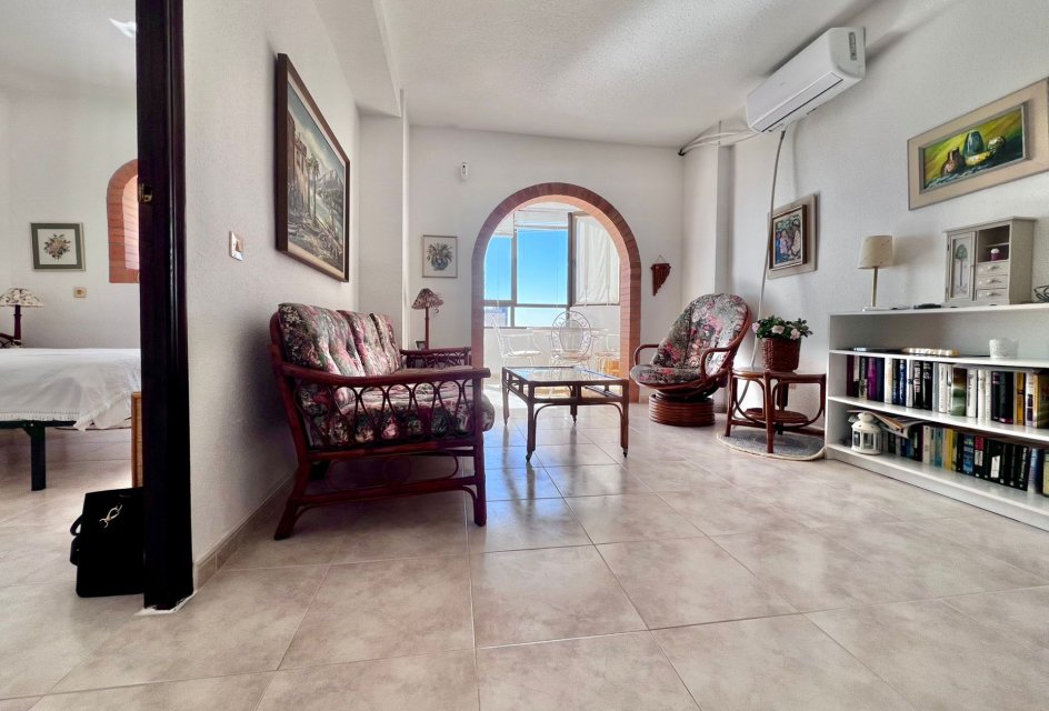 Resale - Apartment -
Torrevieja - Cabo Cervera