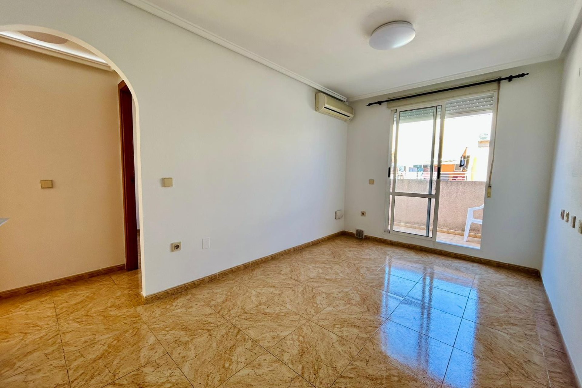 Resale - - APARTMENT -
Torrevieja Centro - Torrevieja