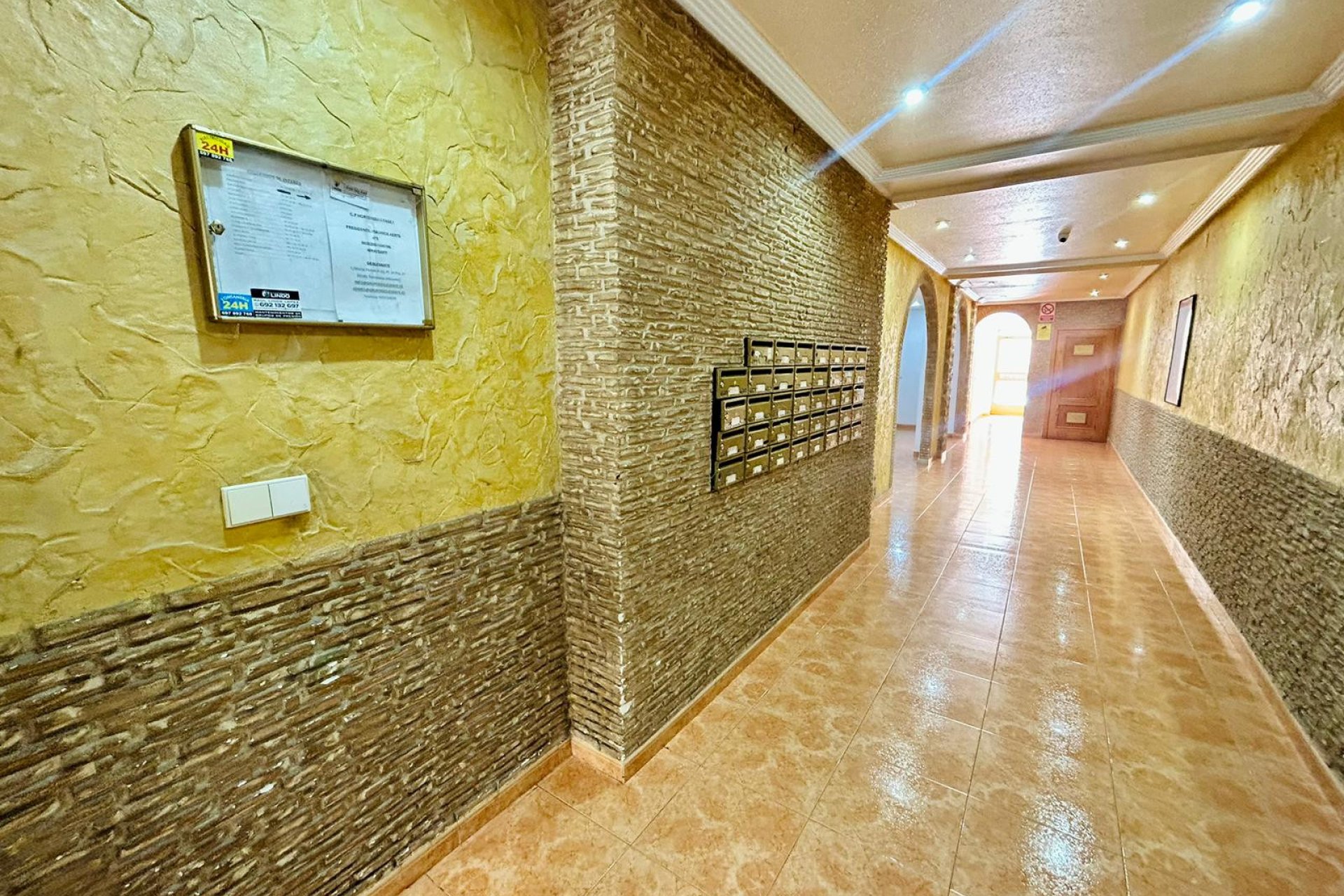 Resale - - APARTMENT -
Torrevieja Centro - Torrevieja