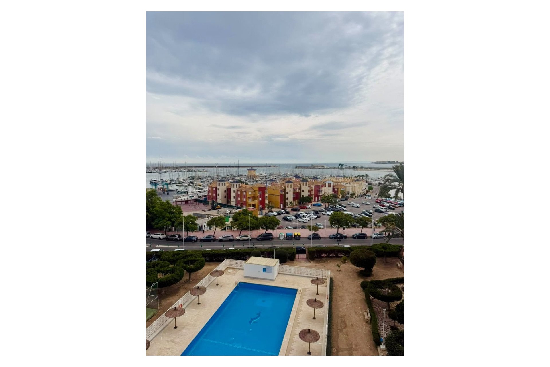 Resale - Apartment -
Torrevieja Centro - Torrevieja