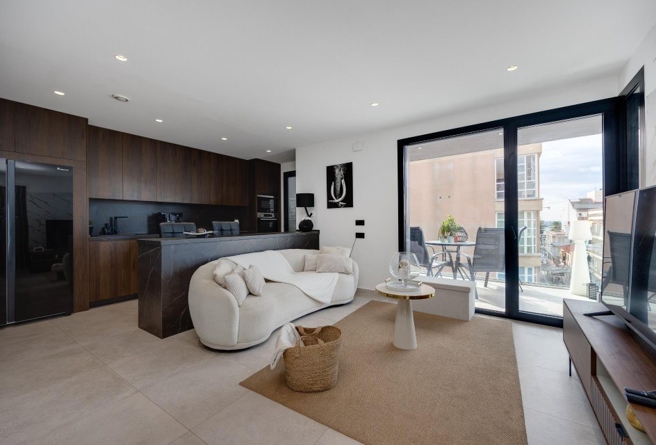 Resale - Apartment -
Torrevieja - Centro