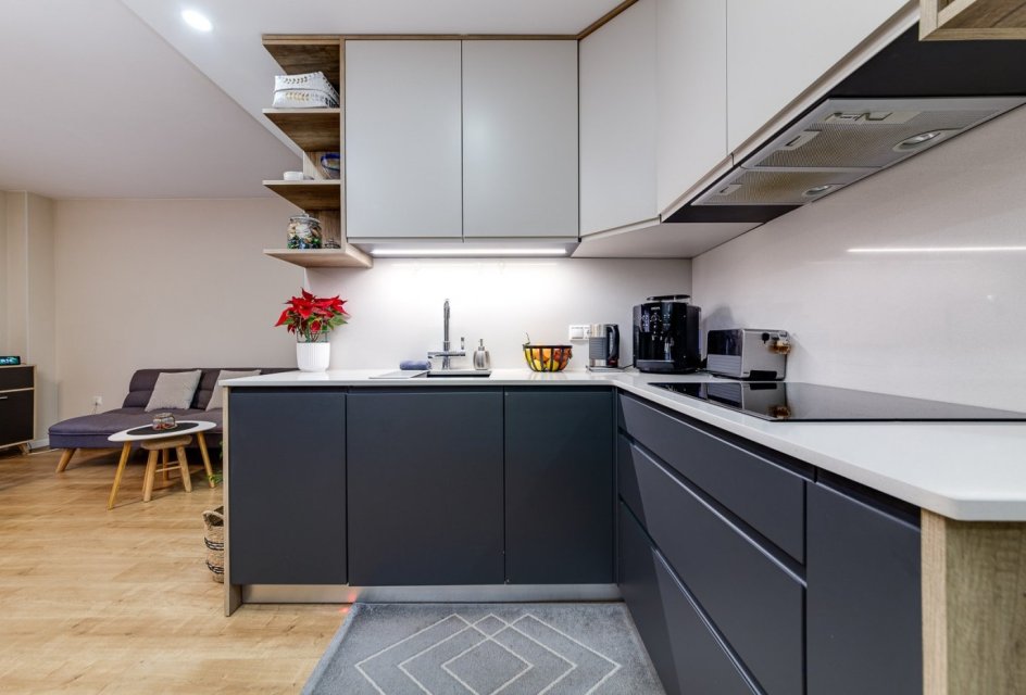 Resale - Apartment -
Torrevieja - Centro