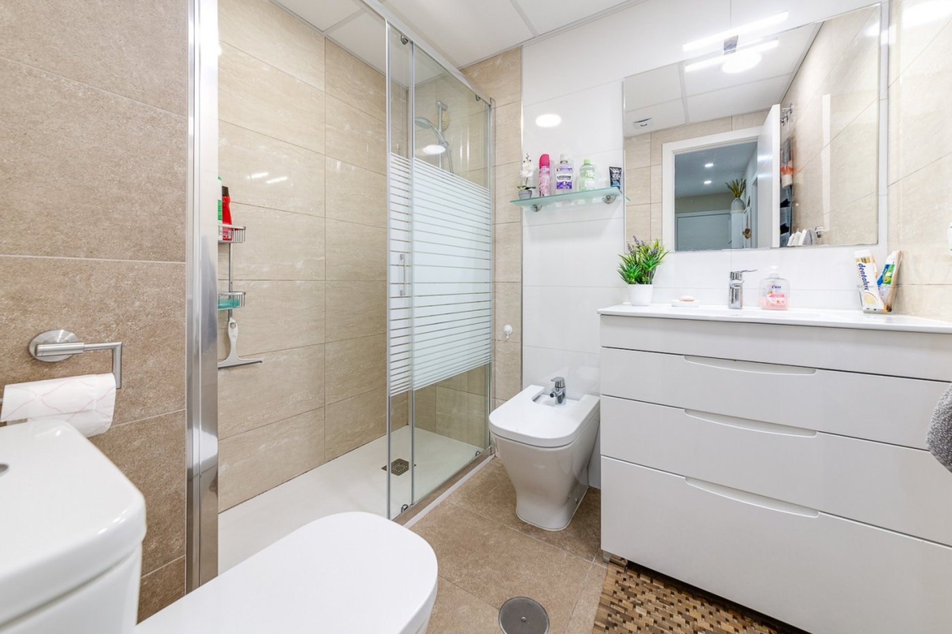 Resale - Apartment -
Torrevieja - Centro