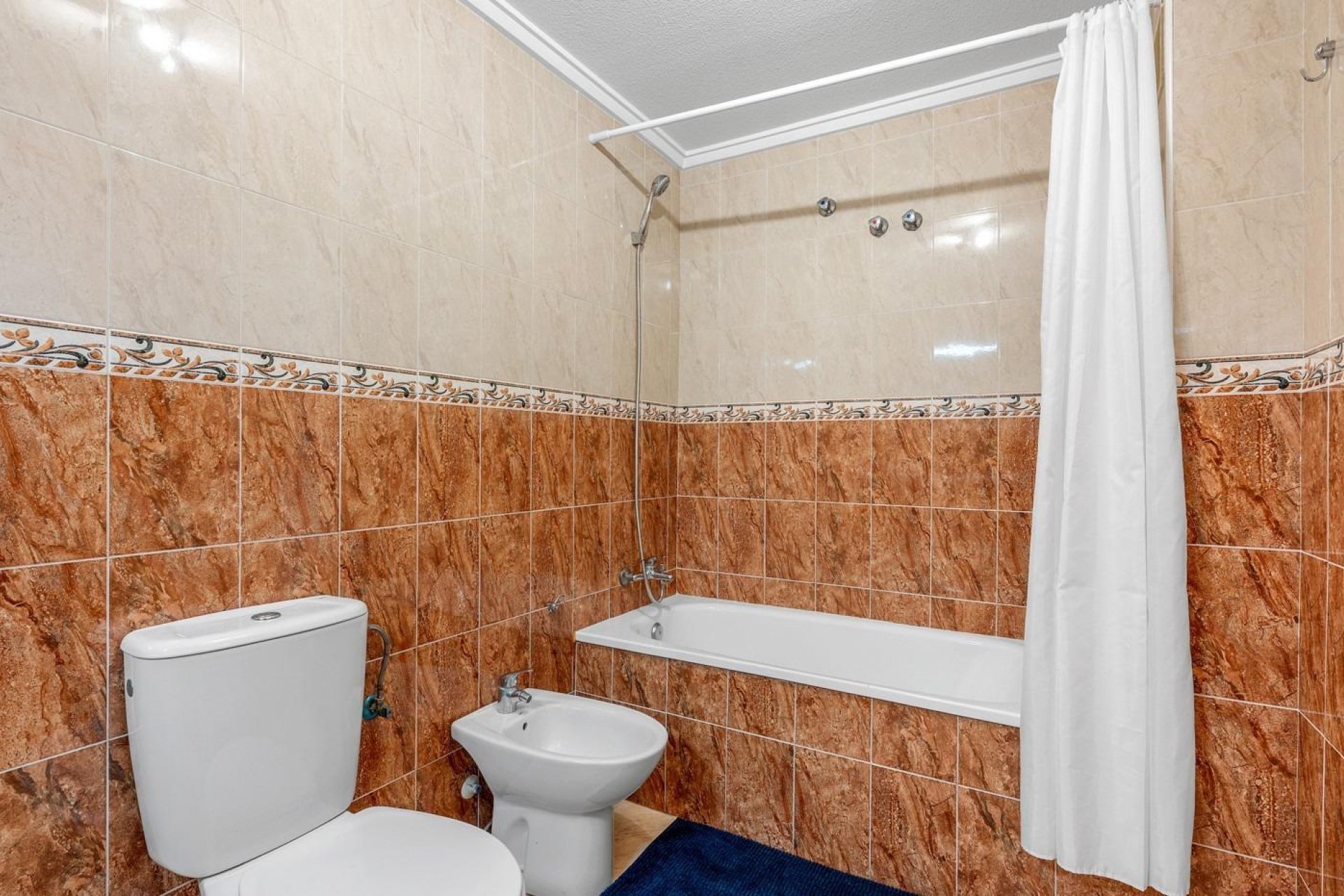 Resale - Apartment -
Torrevieja - Centro