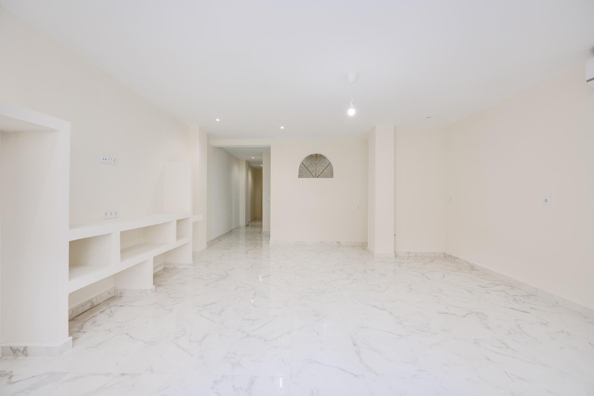Resale - Apartment -
Torrevieja - Centro