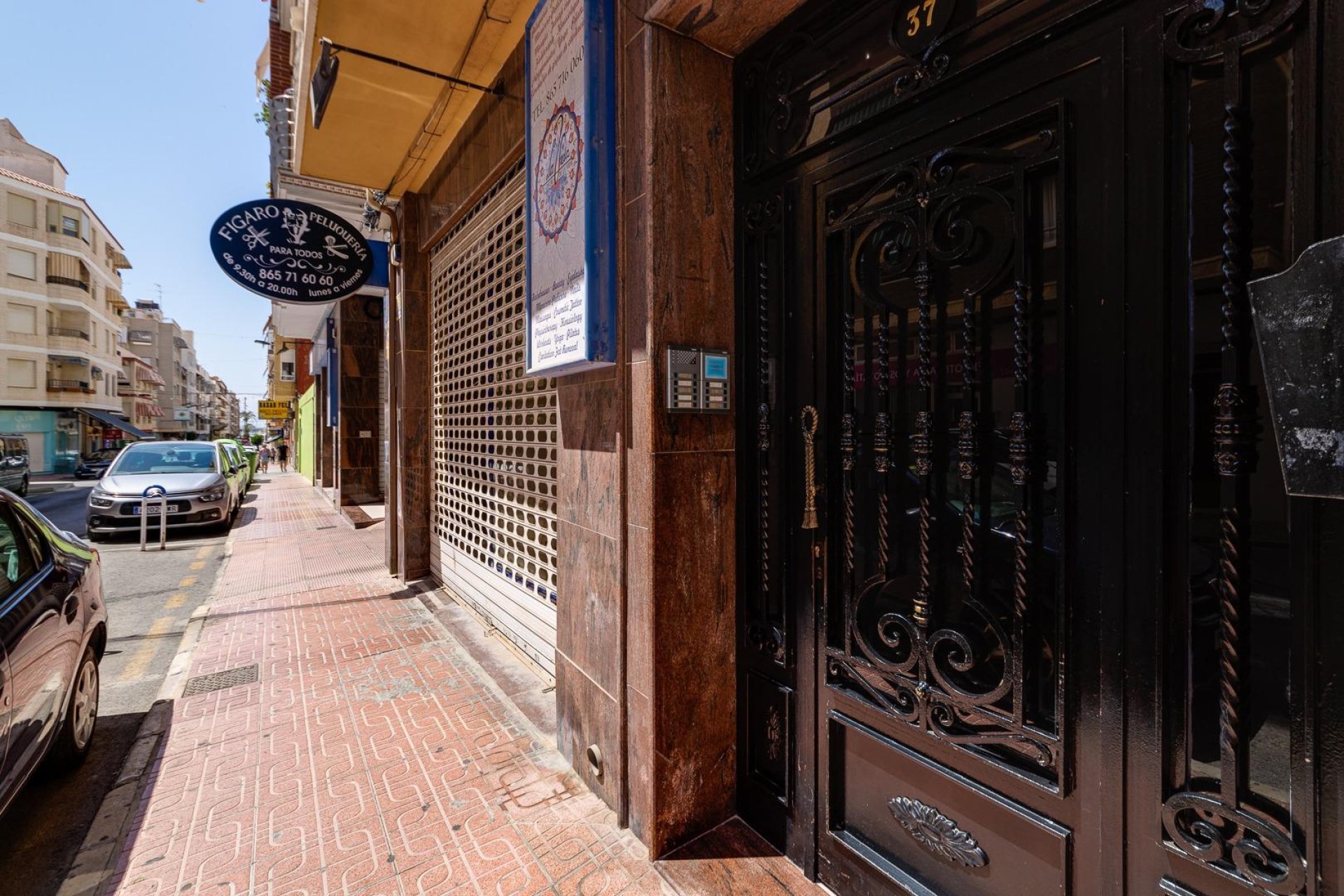 Resale - Apartment -
Torrevieja - Centro
