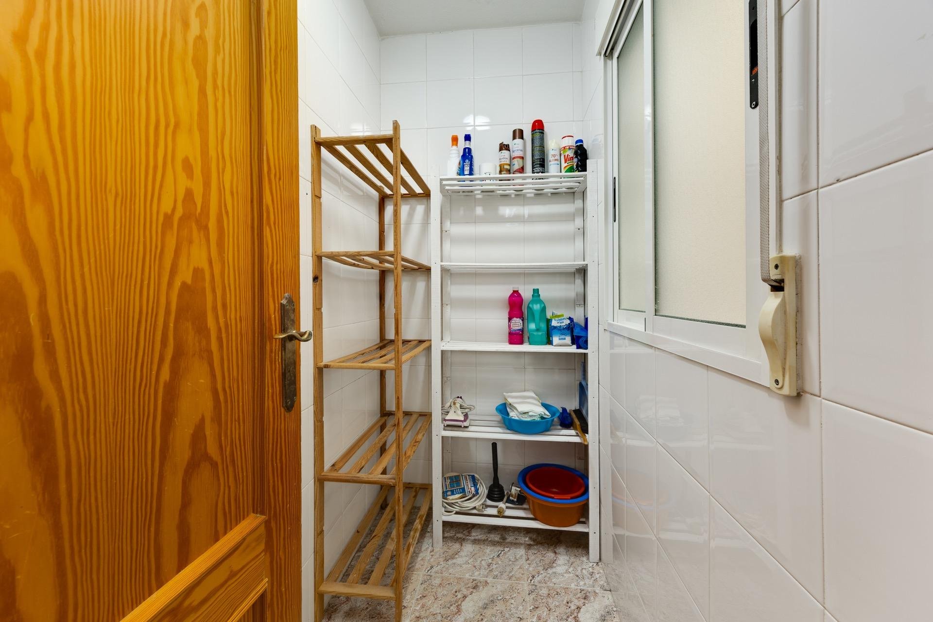 Resale - Apartment -
Torrevieja - Centro