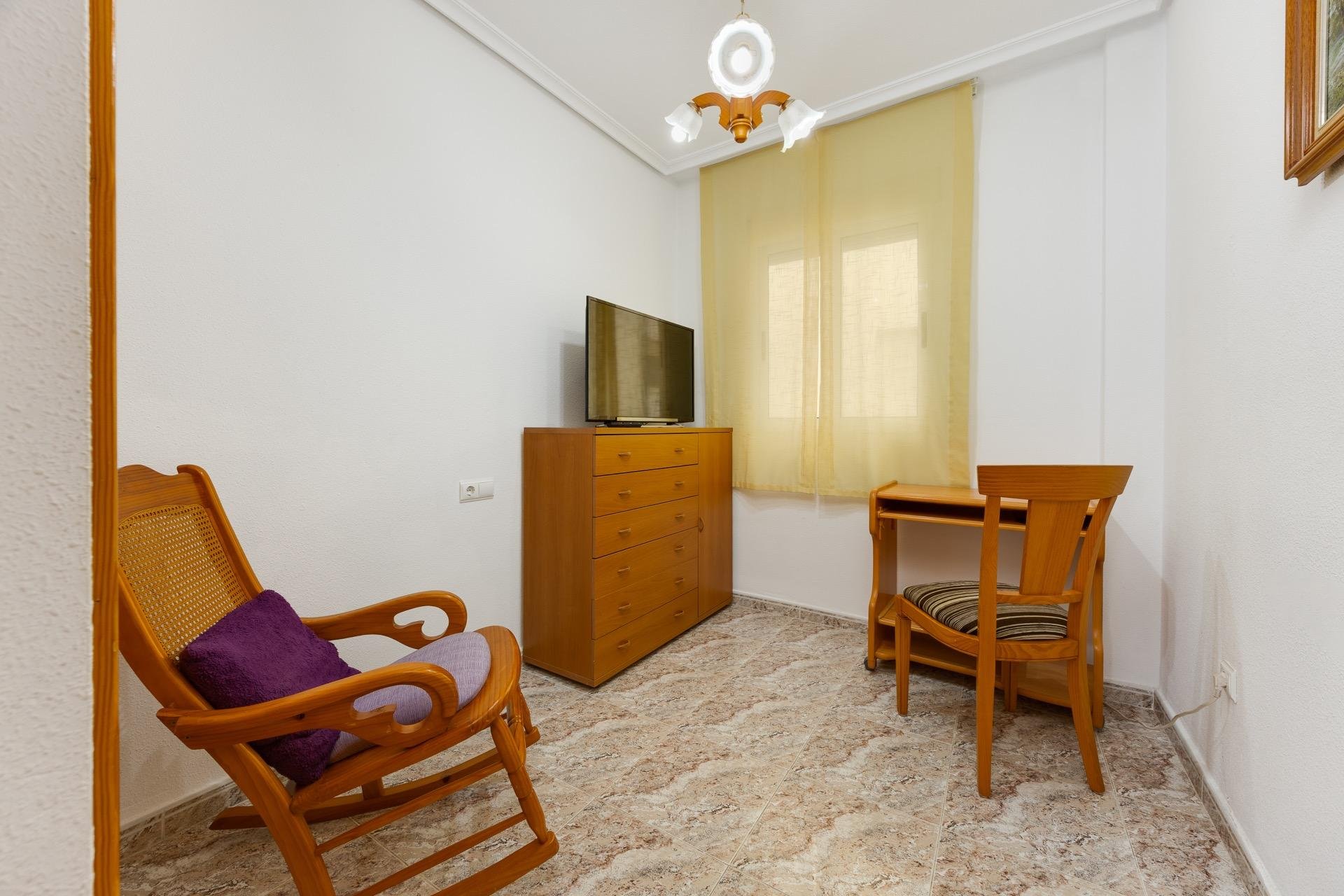 Resale - Apartment -
Torrevieja - Centro