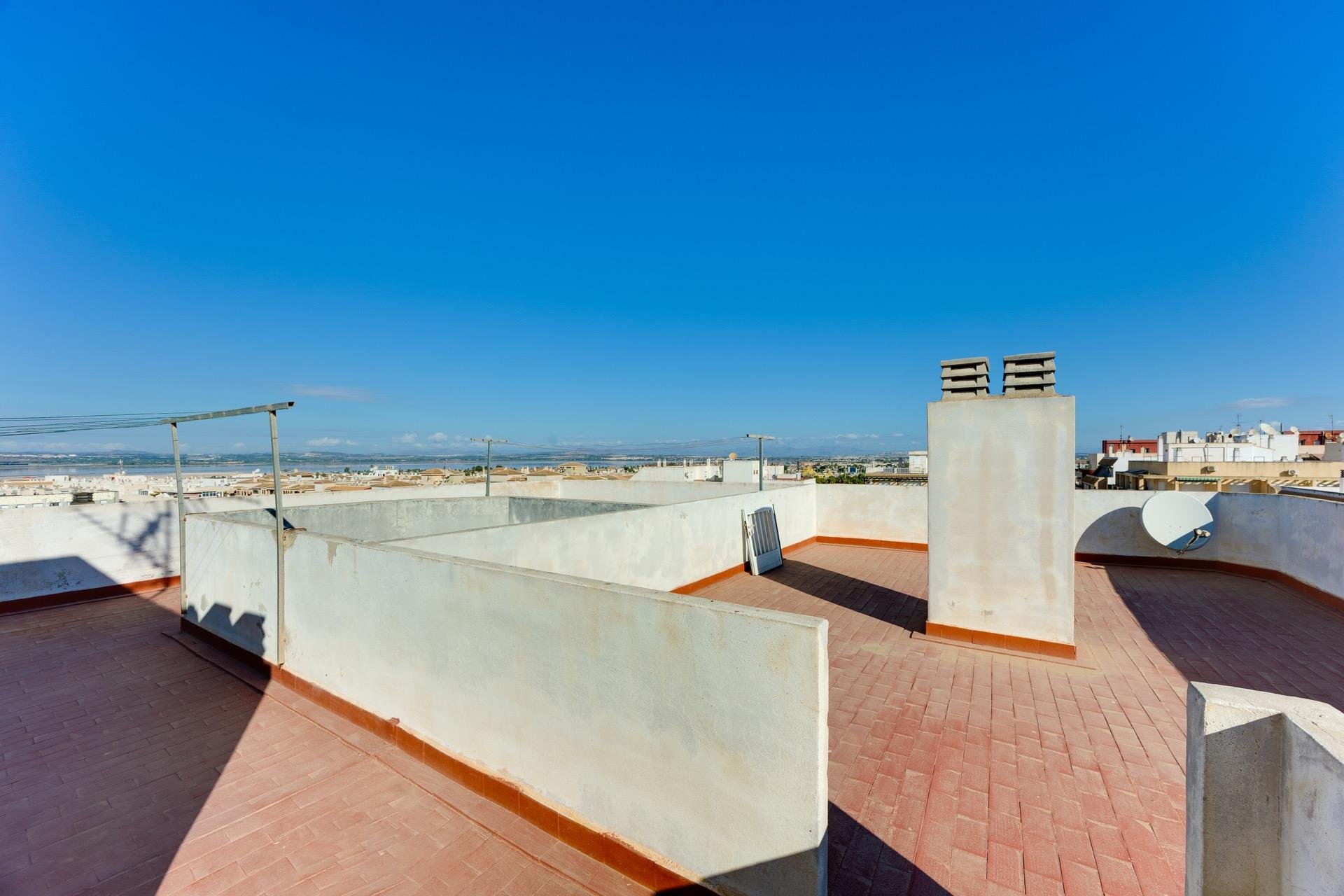 Resale - Apartment -
Torrevieja - Centro