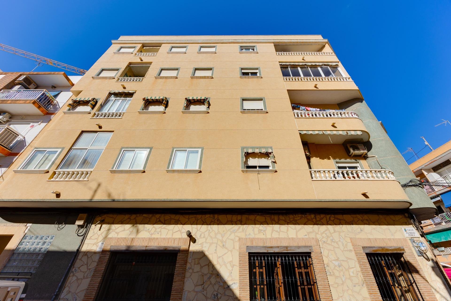 Resale - Apartment -
Torrevieja - Centro
