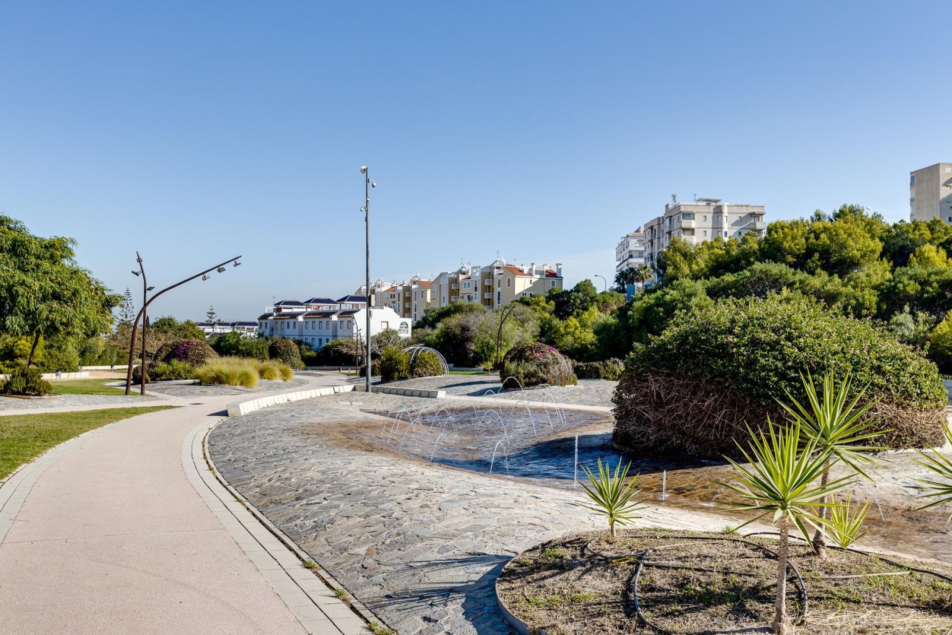 Resale - Apartment -
Torrevieja - Centro