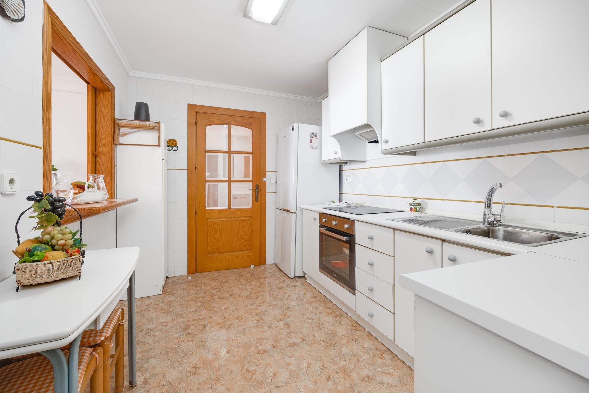 Resale - Apartment -
Torrevieja - La Mata
