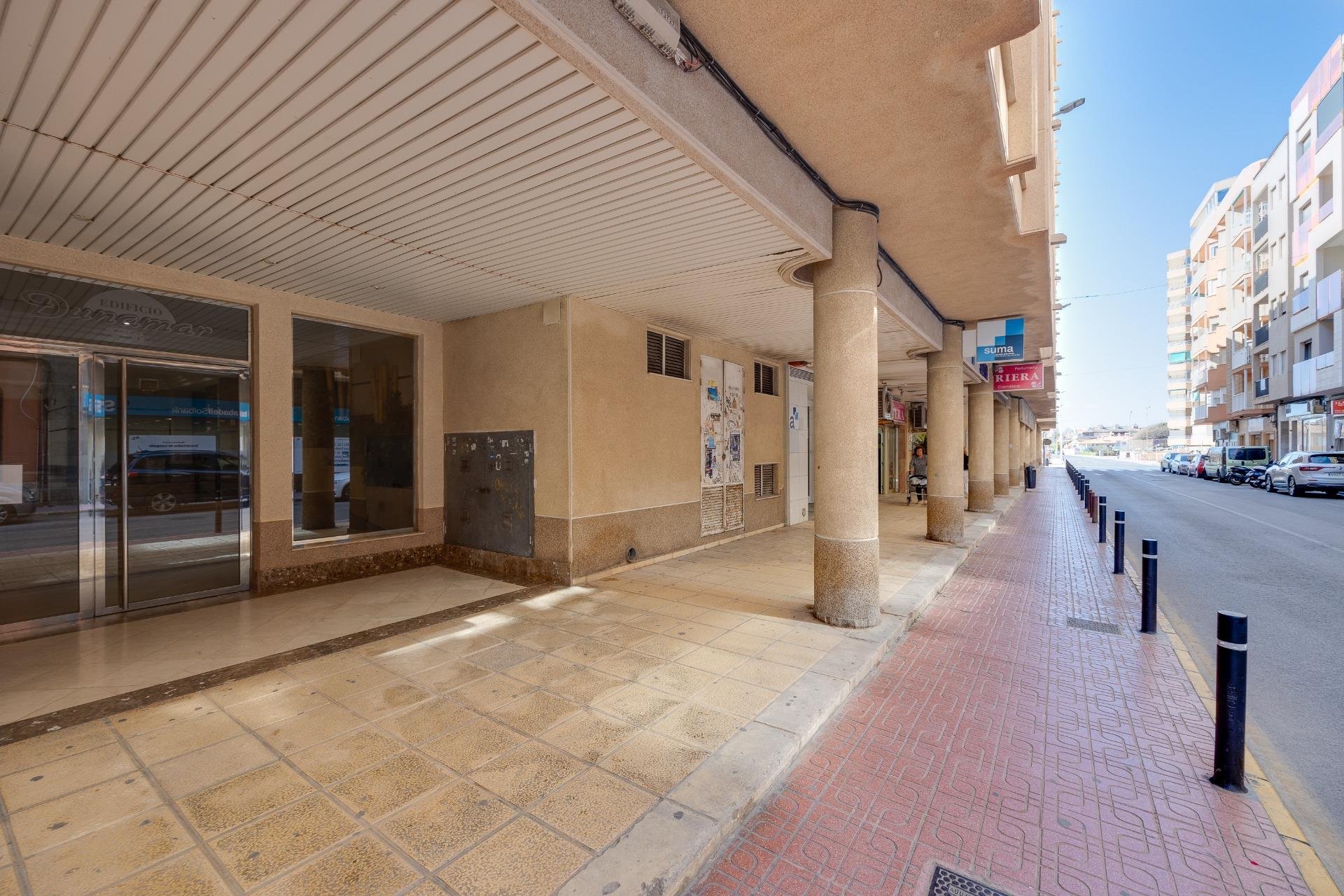 Resale - Apartment -
Torrevieja - La Mata