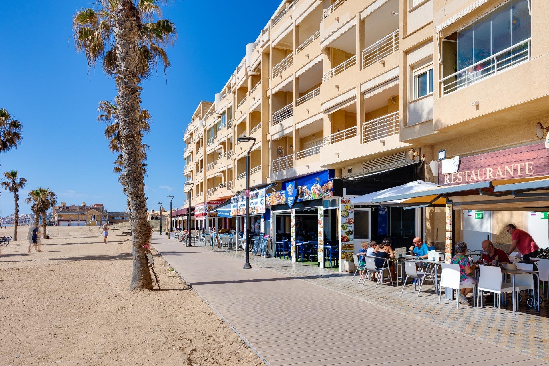 Resale - Apartment -
Torrevieja - La Mata
