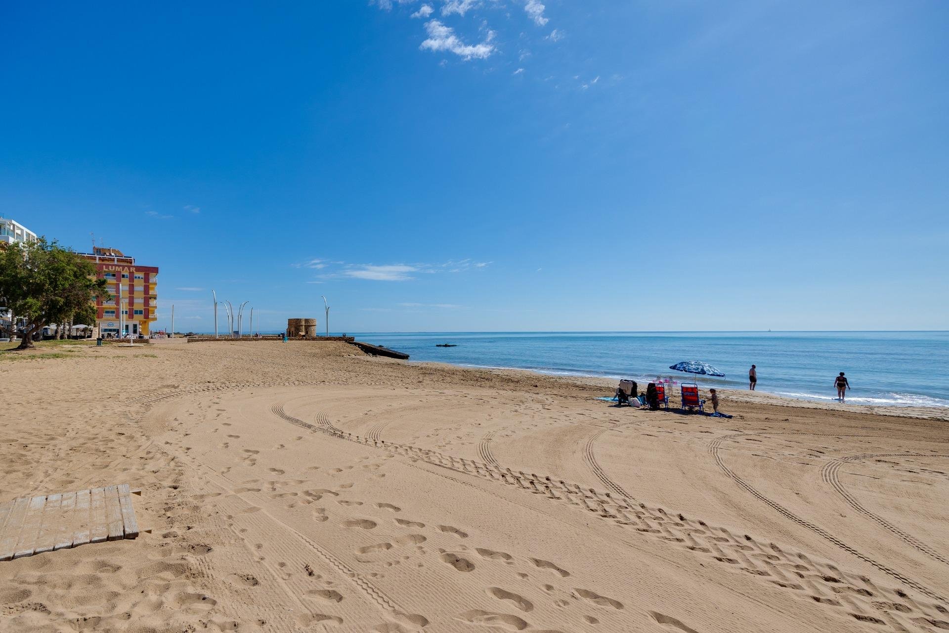 Resale - Apartment -
Torrevieja - La Mata