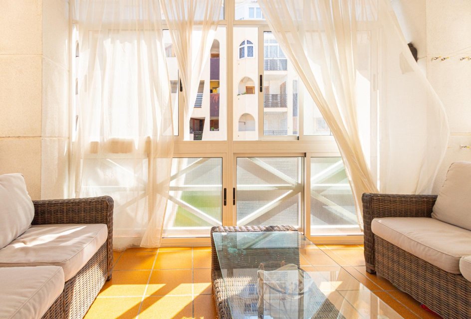 Resale - Apartment -
Torrevieja - La veleta