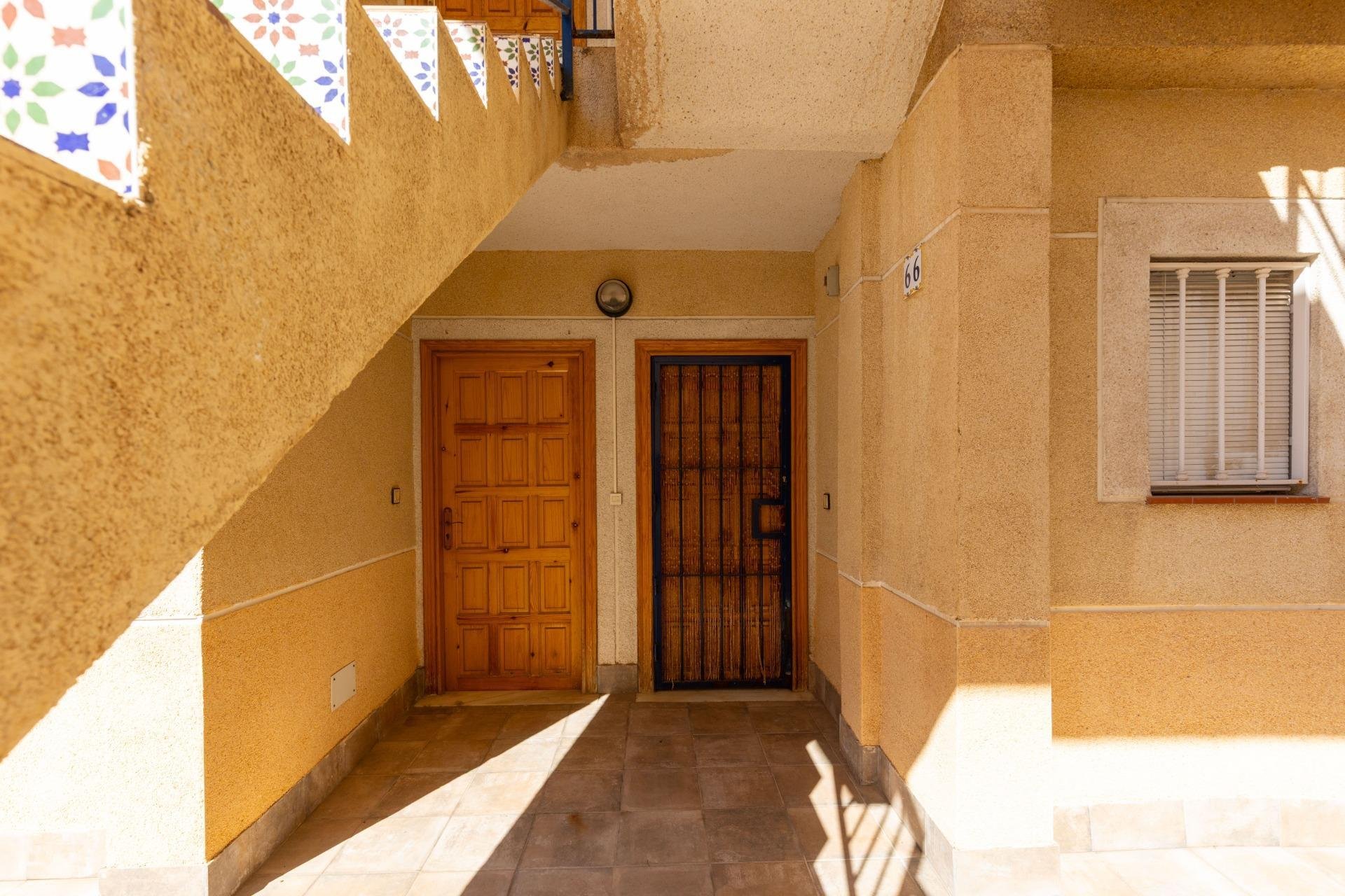 Resale - Apartment -
Torrevieja - Playa de los Locos