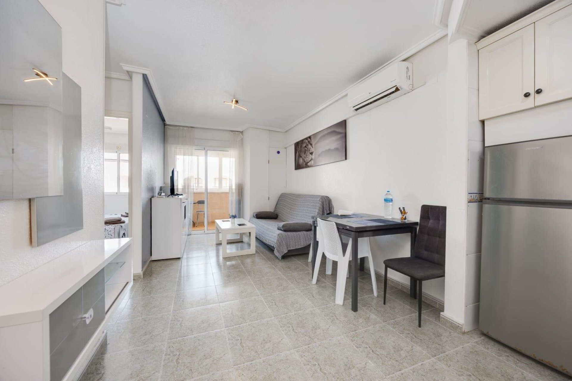 Resale - Apartment -
Torrevieja - Playa de los Locos