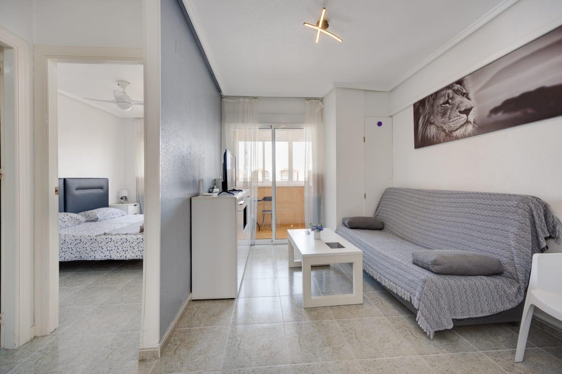 Resale - Apartment -
Torrevieja - Playa de los Locos