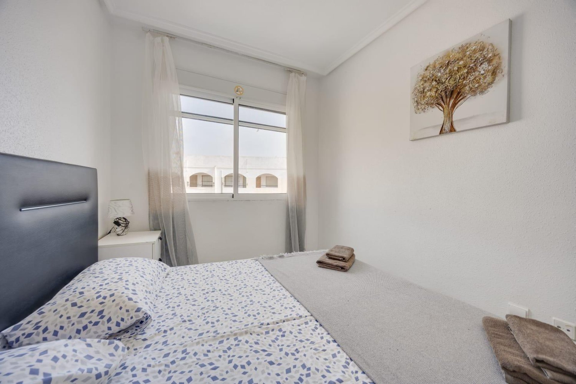 Resale - Apartment -
Torrevieja - Playa de los Locos