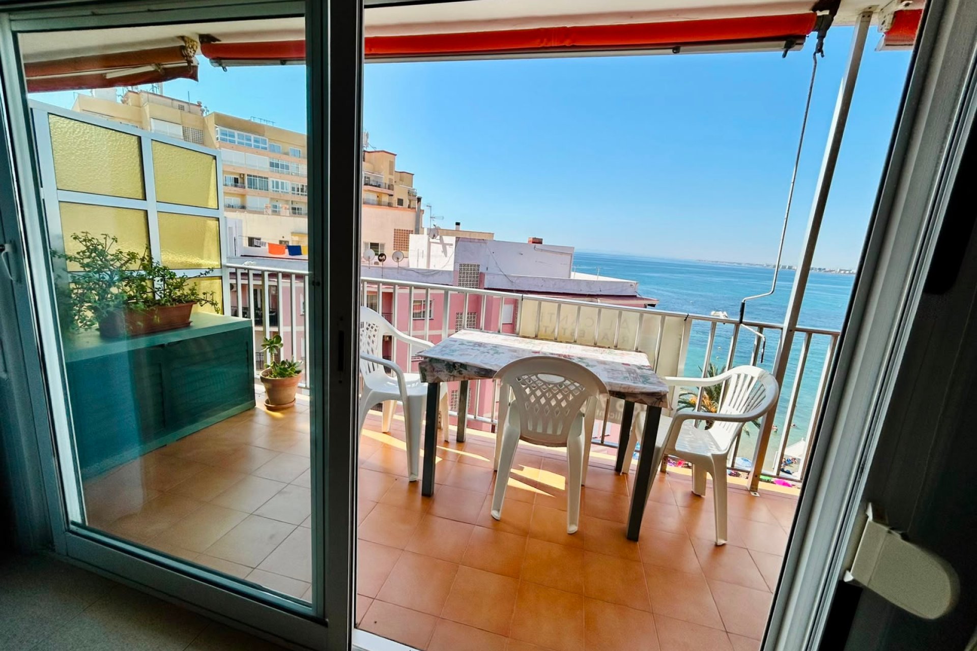 Resale - Apartment -
Torrevieja - Playa de los Locos