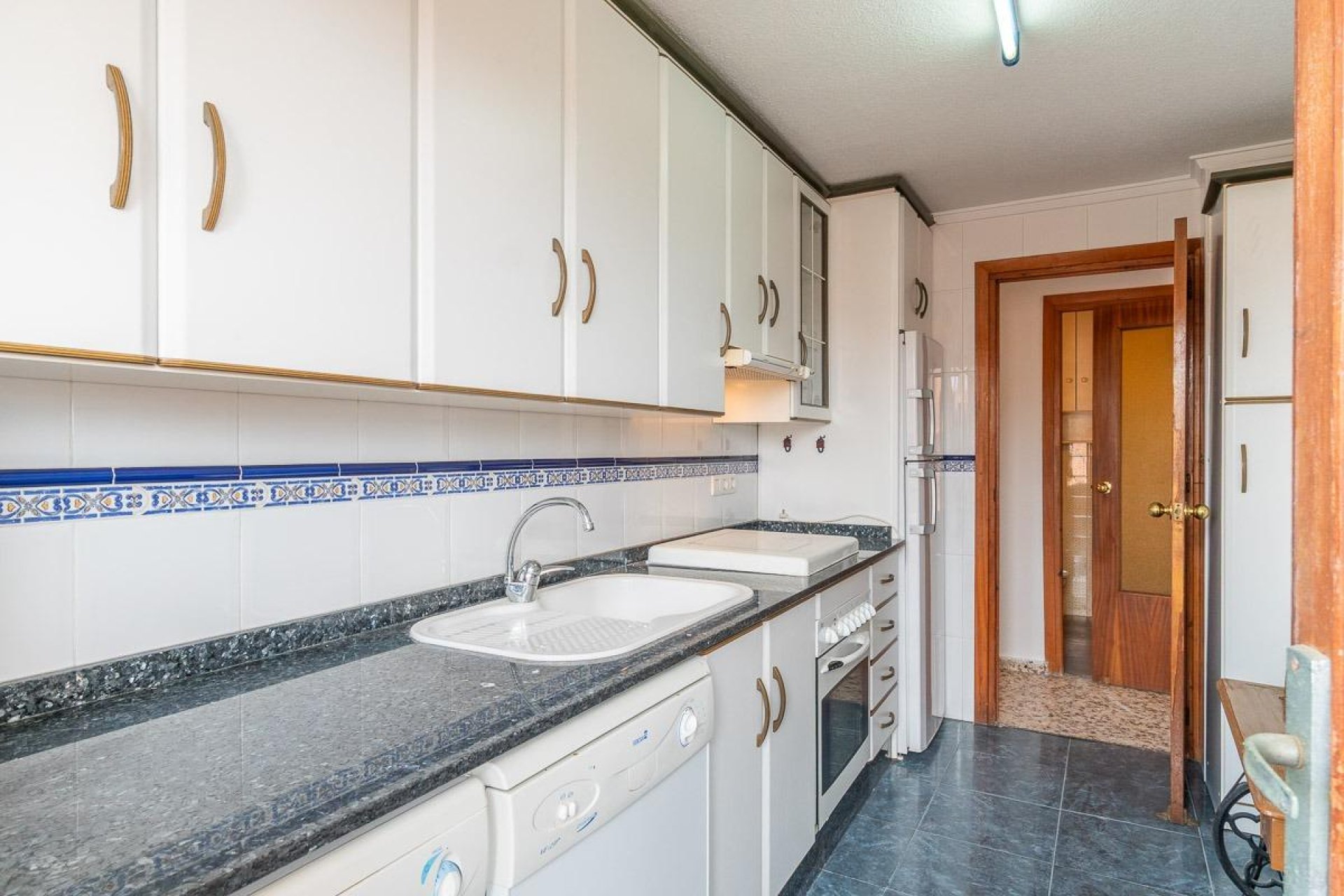 Resale - Apartment -
Torrevieja - Playa de los Naufragos