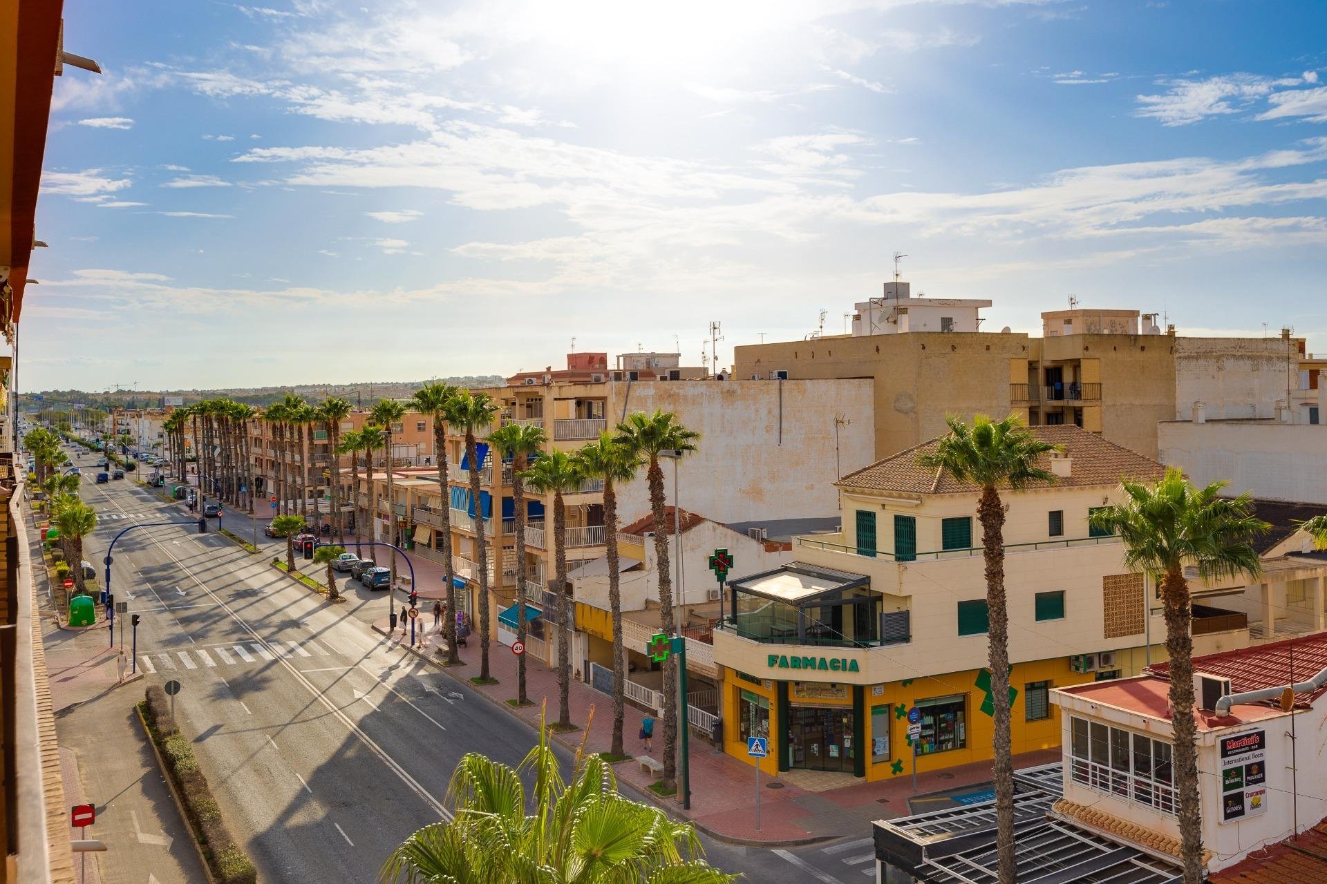 Resale - Apartment -
Torrevieja - Playa de los Naufragos