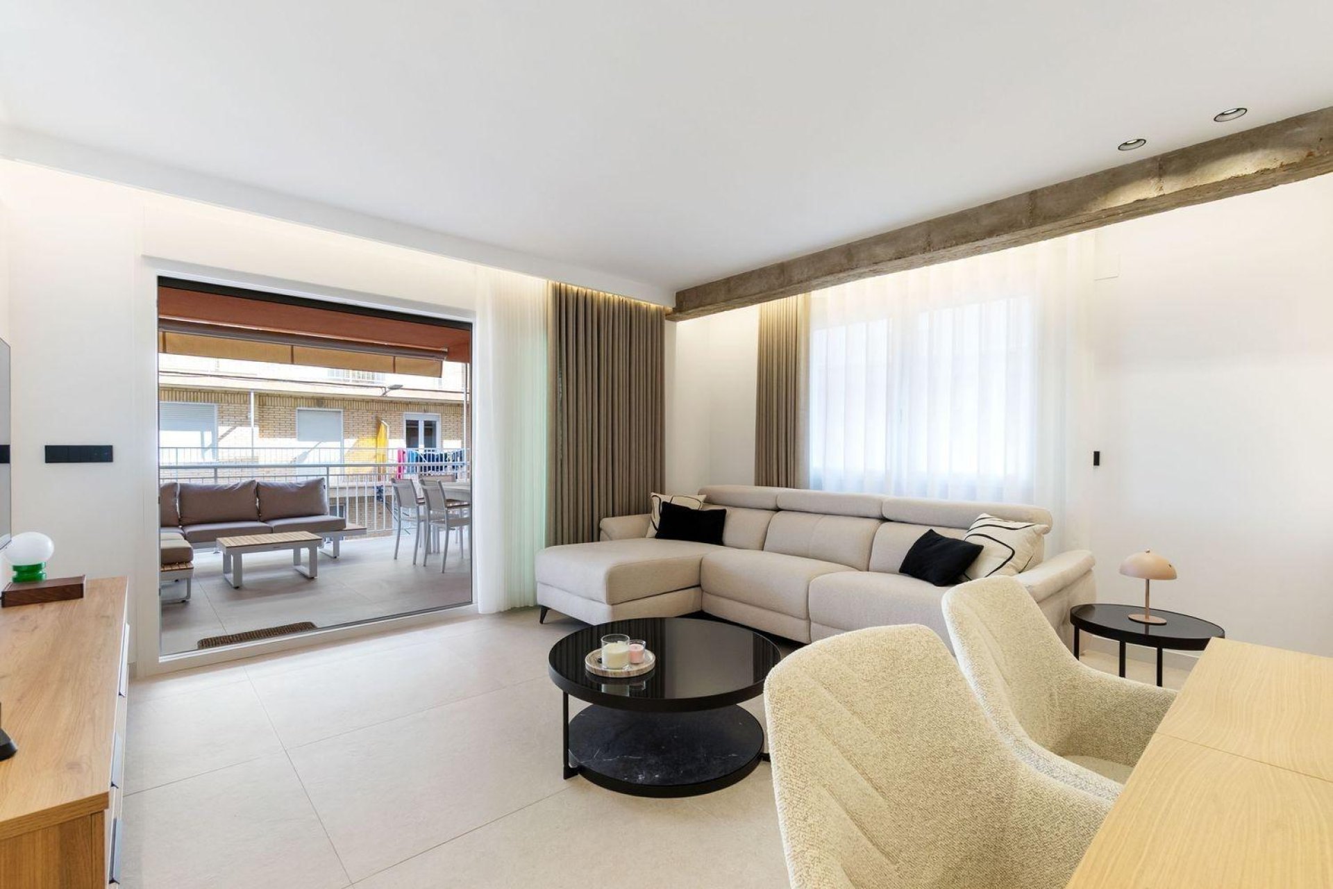 Resale - Apartment -
Torrevieja - Playa de los Naufragos