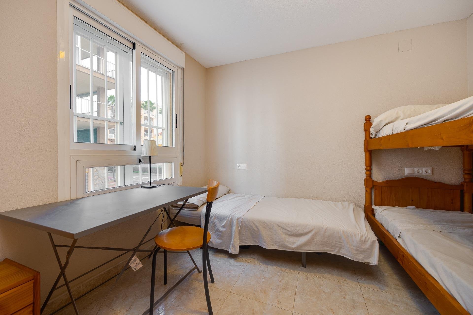 Resale - Apartment -
Torrevieja - Playa de los Naufragos