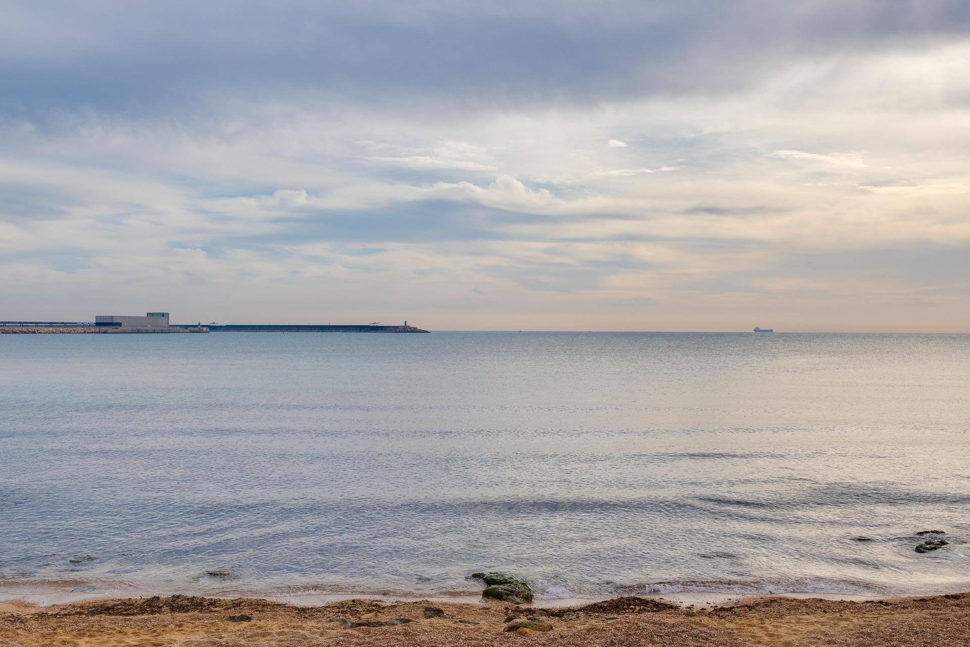 Resale - Apartment -
Torrevieja - Playa de los Naufragos