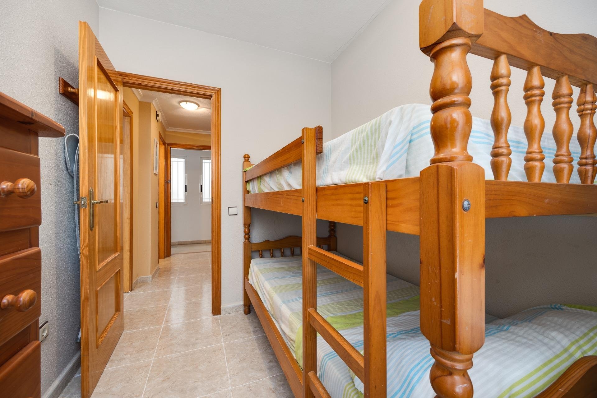 Resale - Apartment -
Torrevieja - Playa de los Naufragos