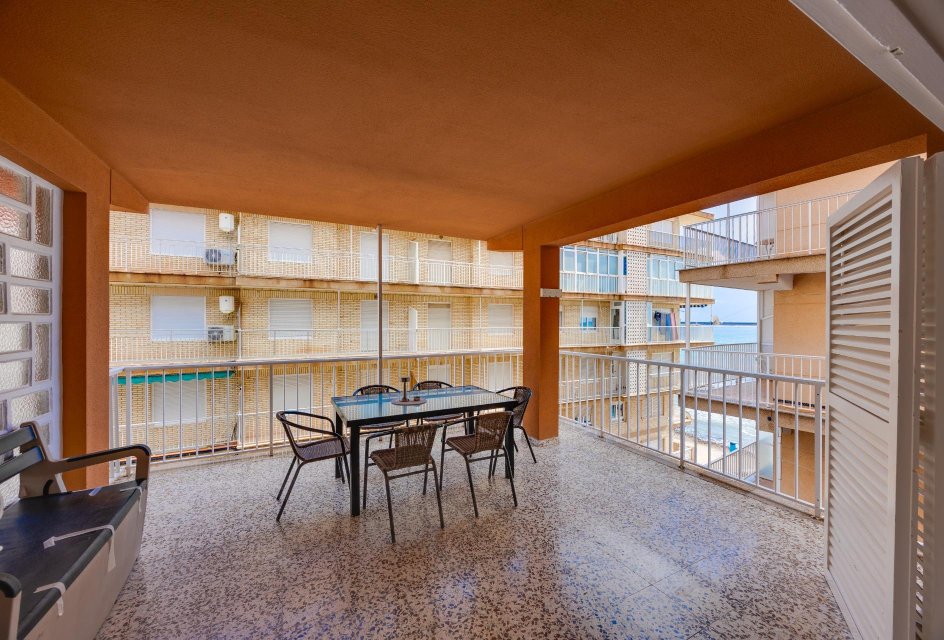 Resale - Apartment -
Torrevieja - Playa de los Naufragos