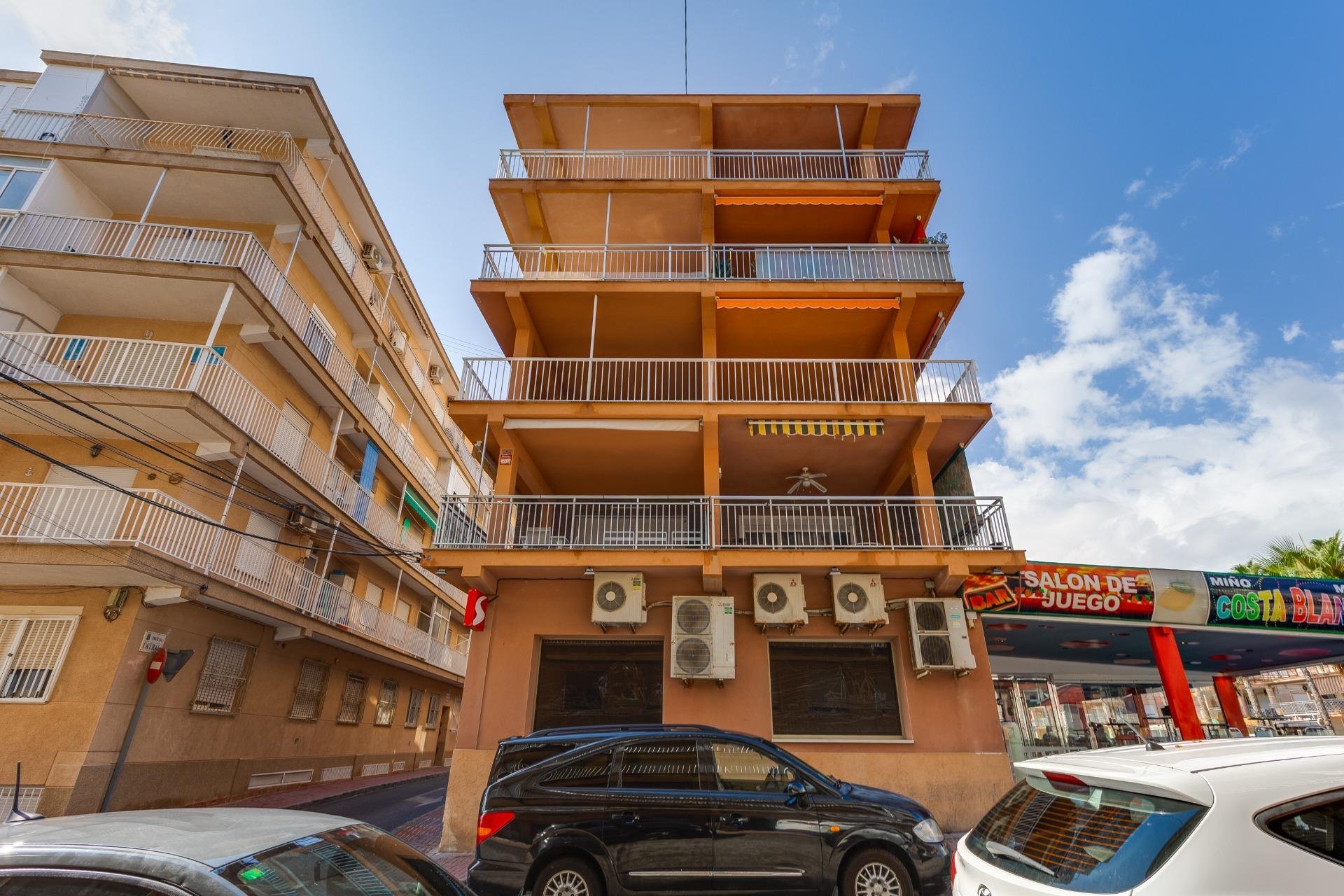 Resale - Apartment -
Torrevieja - Playa de los Naufragos