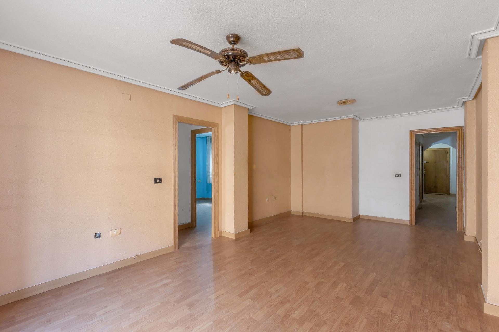 Resale - Apartment -
Torrevieja - Playa del Cura